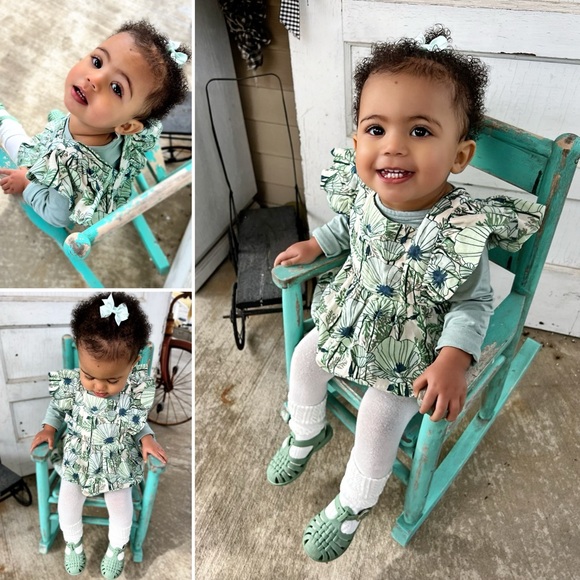 Kate Quinn Aqua Poppies Sz 2T Ruffle Romper - Picture 5 of 5